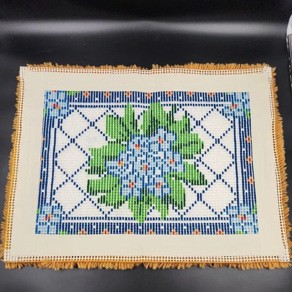 Vintage Completed Latch Hook Rug Flower Rectangle Wall Hanging Cottage Art 27x20